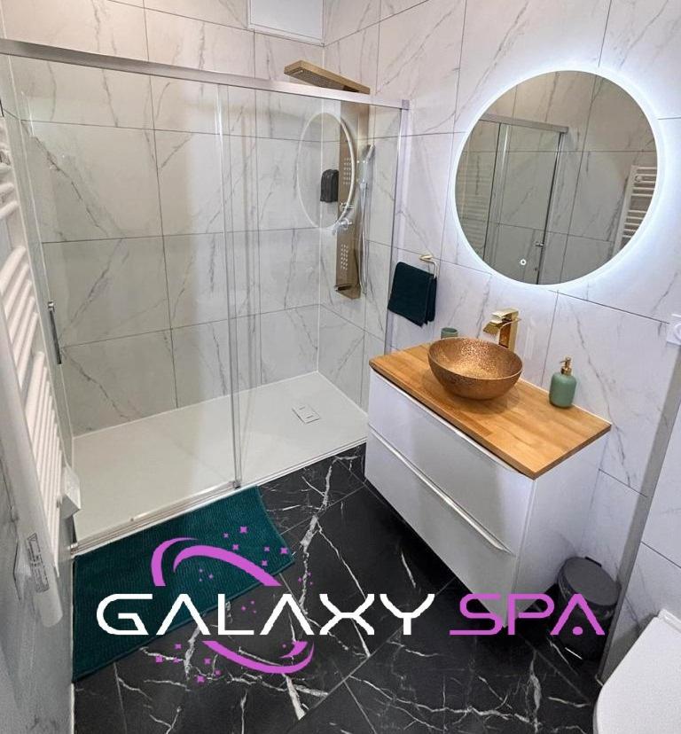 Galaxy Spa - Suite Jupiter Jacuzzi Privatif Champigneulles Exteriér fotografie